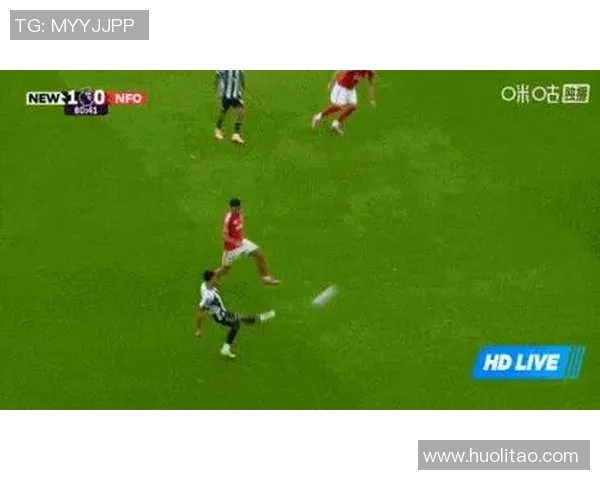 足球情报君带你深入分析各大联赛动态与球员表现的最新资讯与趋势